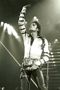 マイケル・ジャクソン、レア音源ほか約270曲の新セット登場 | Daily