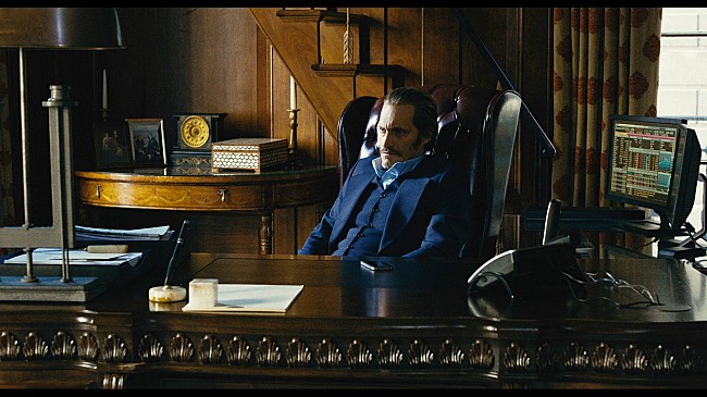 「ヴィンセント・ギャロがアドリブ全開で日本映画初出演」1枚目/2