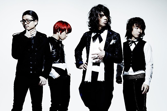 「《湧出！FPP音泉～太陽の塔と京都タワー編～》OKAMOTO&#039;Sとくるり、ひと世代違うふたつのバンドの粋な共演」1枚目/3