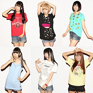 「でんぱ組.inc×atmos コラボTシャツ販売へ」