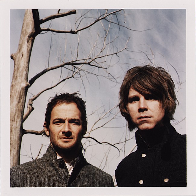 「オータム・ディフェンス 新作を引っさげた来日ツアーが2014年1月に開催」1枚目/1