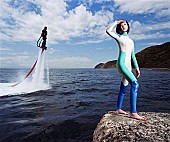 「映画のようなひと夏の物語を描く、一十三十一(ひとみとい)の新作『Surfbank Social Club』インタビュー&amp;amp;動画コメントが到着」1枚目/1