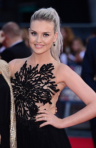 「1Dのゼイン・マリクが恋人と婚約！　お相手の母が認める」