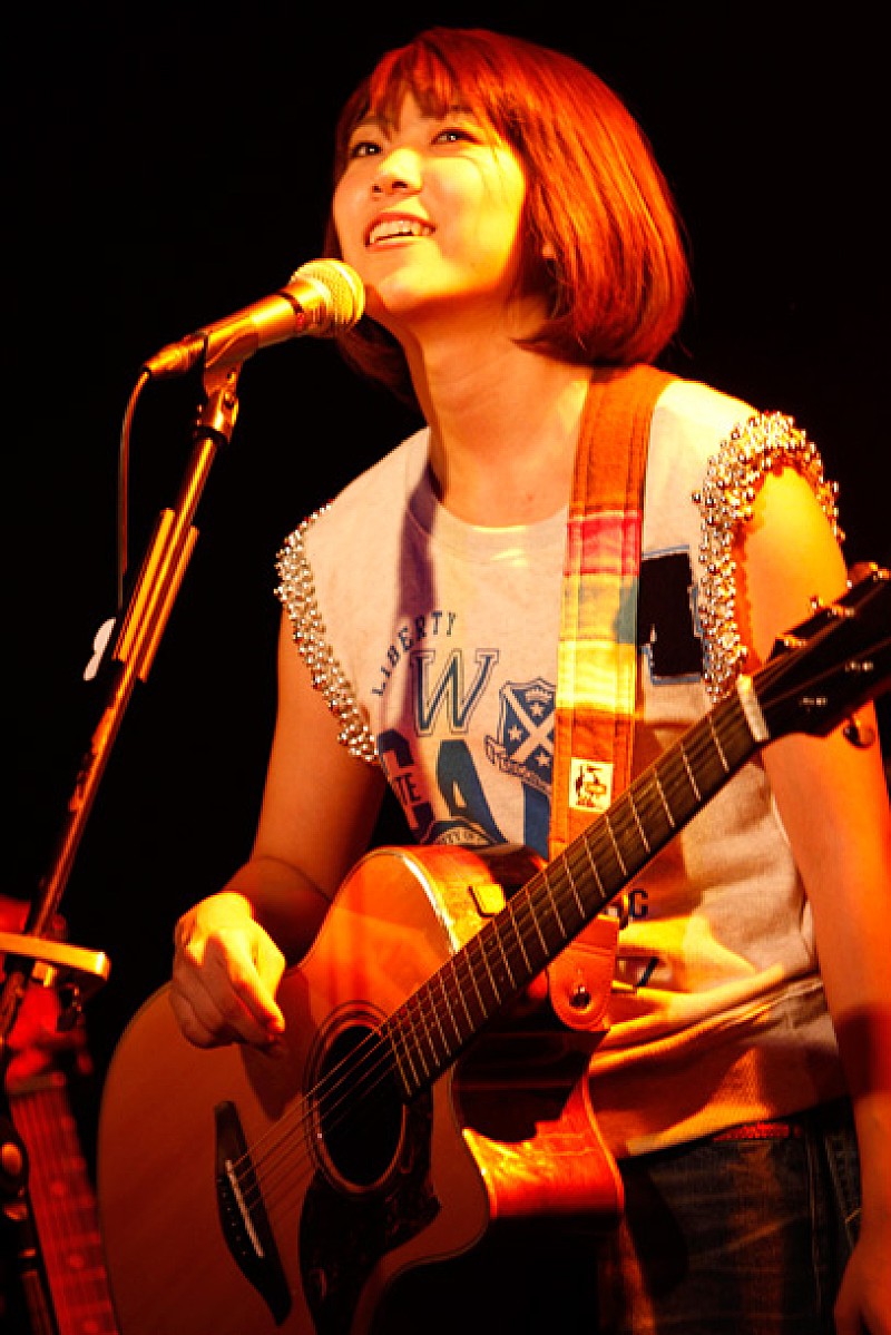 「山崎あおい 二十歳の誕生日ライブ「とりあえずビールお願いします！」」1枚目/3