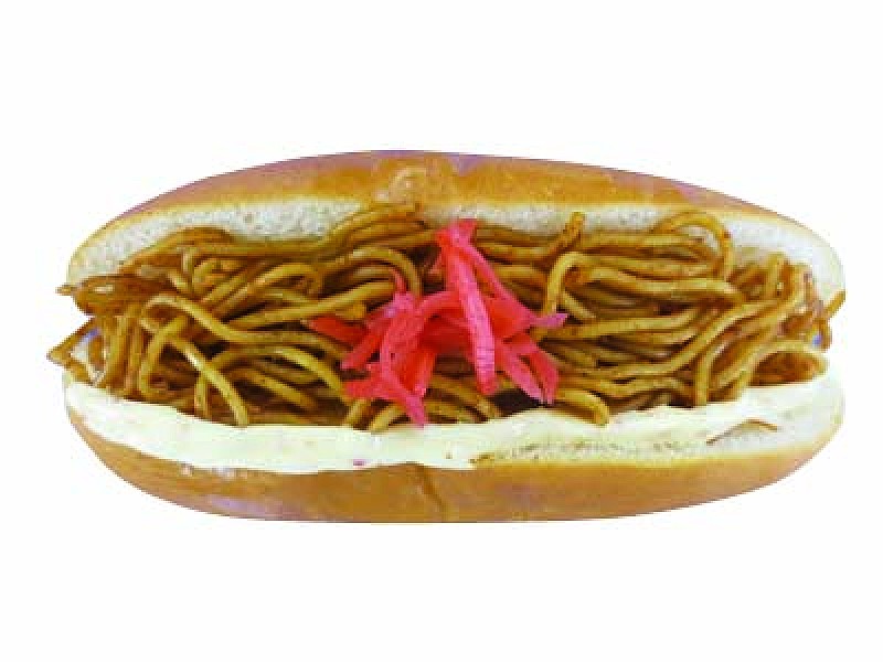 「伊藤一朗 監修パン『激辛焼そばロール』」4枚目/5