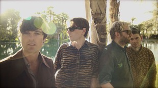 「フランツ・フェルディナンドが新曲「Evil Eye」のビデオを公開」