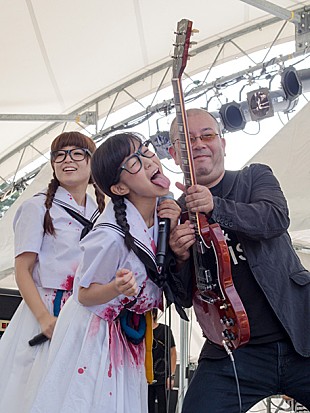 「BiS 最後の夏フェスで大暴走 スタッフがメンバー探す非常事態も」