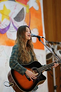 送料無料】片平里菜さん掲載ページ（ポスターサイズ）#4909