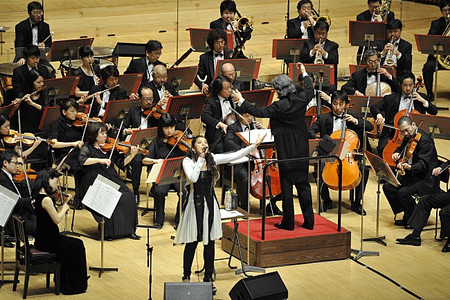 「2013年4月【福原美穂スペシャル・シンフォニック・コンサート】の様子」3枚目/3