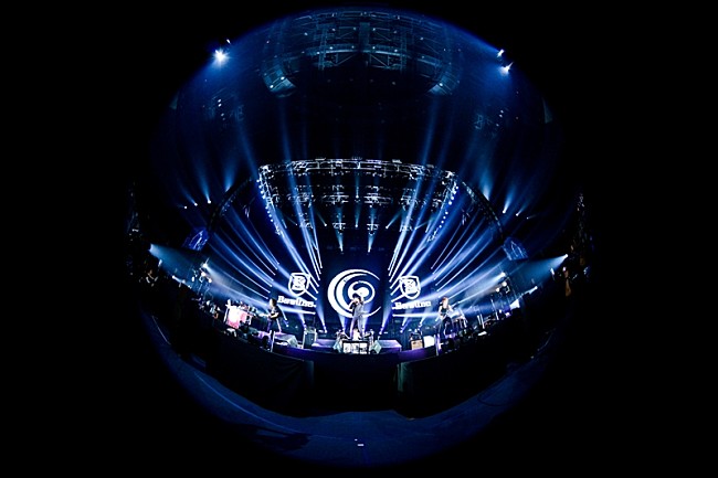 「CROSSFAITH」27枚目/41