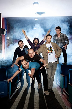 「【electraglide2013】!!!、マシーンドラム出演の前夜祭がタワレコ渋谷で開催」