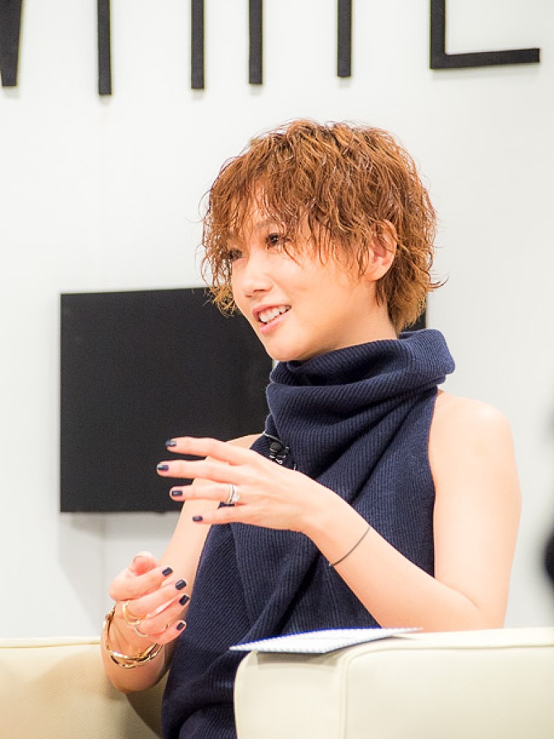 大塚 愛『白黒歌合戦』出演 トミタ栞を溺愛プロデュース!?