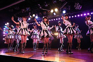 AKB48 卒業発表の大島優子が劇場でメッセージ、2月にシングルリリース