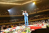 「藤井フミヤ 5年ぶり年越し武道館で懐かしのヒット曲を歌いまくり」1枚目/12