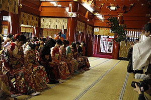 AKB48 渡辺麻友、山本彩ら26名が成人式に、市川美織はついに