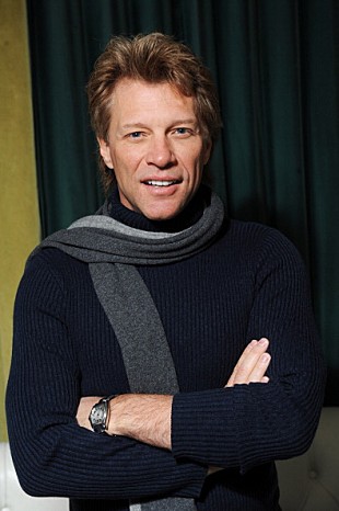 「人気司会者の誕生パーティにジョン・ボン・ジョヴィ、スティーヴン・タイラーら出演」