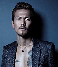 EXILE ATSUSHI、最新シングル「青い龍」のMV＆ジャケ写が公開 | Daily