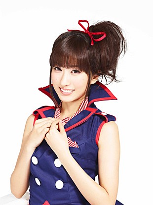 「小桃音まい 初の女教師コスプレ“ミニスカでクラクラさせちゃいます！”」