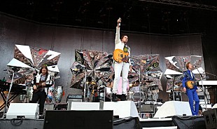 「アーケイド・ファイアがハイチのカーニバルに出演」