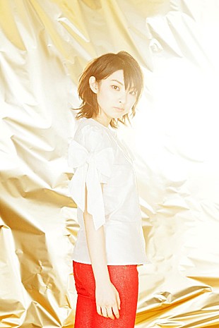 「家入レオ Web限定CM公開＆AL表題曲と「チョコレート」新ver試聴開始」