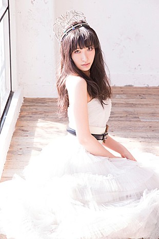 「横山ルリカ（アイドリング!!!） 初の作詞挑戦＆新ビジュアル公開」