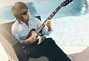 「B'z松本孝弘 片岡愛之助との『音な対談』をWEBで公開」