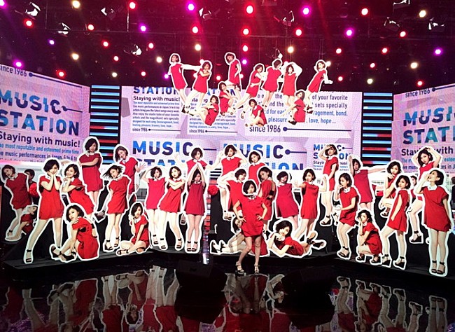 「 なんじゃこりゃ？大塚 愛のMステ出演時のシュールな演出」1枚目/3