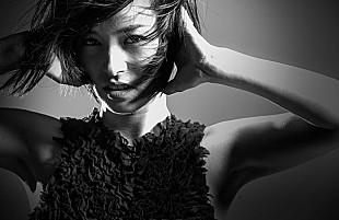 「歌声失うも復活果たした“不死鳥”滴草由実 初ベストAL収録曲公開」