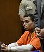 「服役中のクリス・ブラウン、ジャネット・ジャクソンの元夫と独房越しにコラボ」1枚目/1