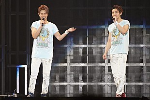 「東方神起 東京ドーム4days公演レポート、新曲「Sweat」を披露」