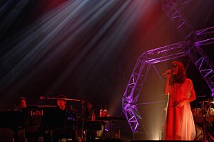 「澤野弘之×Aimer 『ガンダムUC』スペシャルライブ開催」