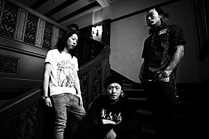次世代を担う24バンド収録のコンピ盤、TSUTAYAレンタル＆ライブ会場