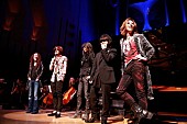 「YOSHIKI ソロツアー東京公演で涙、今秋X JAPAN日本ライブ開催をサプライズ発表」1枚目/4