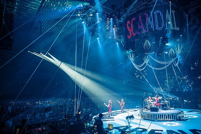 「at 大阪城ホール」2枚目/10