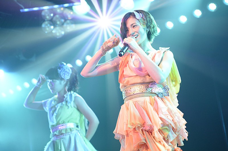AKB48「大人AKB48 塚本まり子が劇場公演デビュー、まゆゆからも手紙が届き「また出たい」」1枚目/17