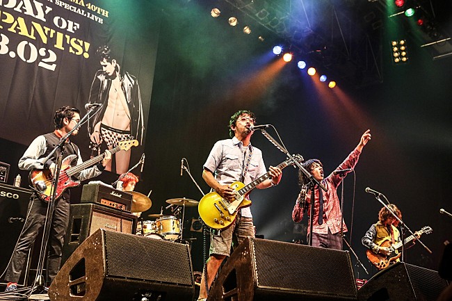 「アンコールでは奥田民生も飛び入りで大盛況！FM802×SMAの周年イベント『8月2日はパンツの日』が開催」1枚目/15
