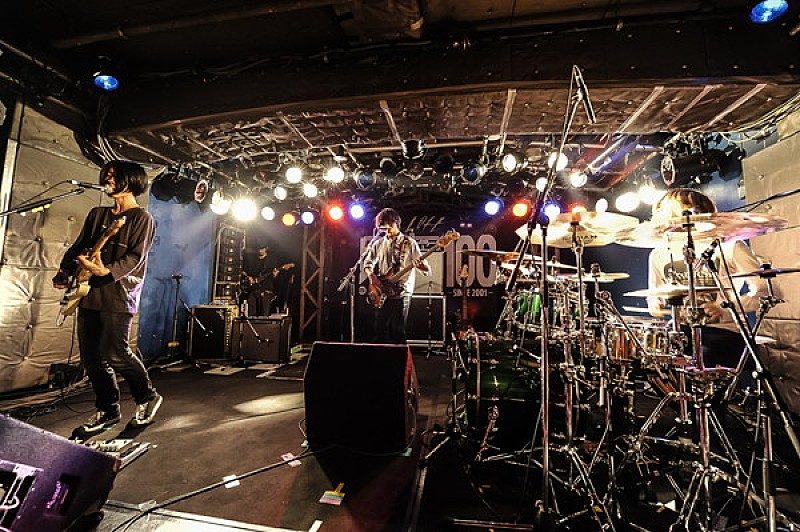 「People In The Box」2枚目/40