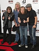 「AC/DC、新作からシングル＆収録曲と共に“3Dアートワーク”を公開」1枚目/1