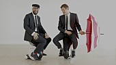 「OK Go 話題の最新MV舞台裏をメンバーが解説したビデオが公開」1枚目/5