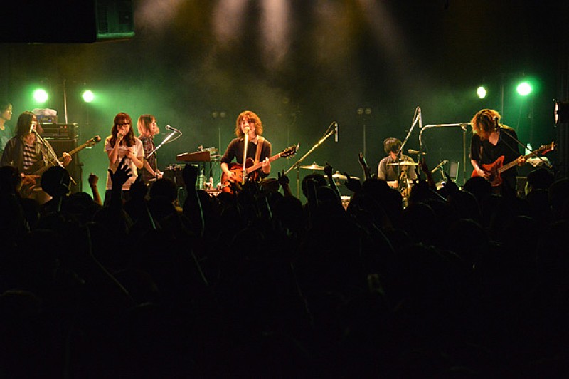 Galileo Galilei ツアー最終日にシークレットゲストAimer登場