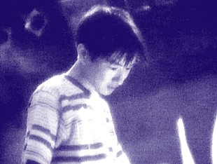 「小沢健二 DVD『超LIFE～小沢健二SPECIAL』の仕様および封入特典発表」