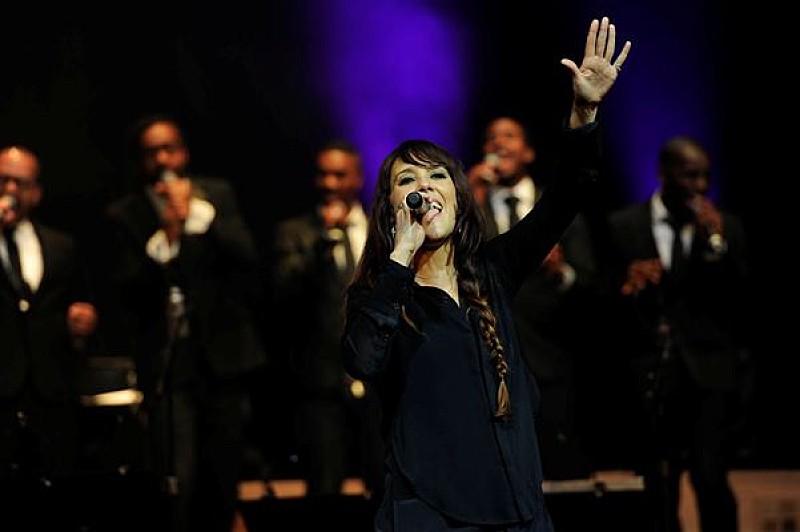 ZAZ、30人ものビッグ・バンドと共に新作『PARIS』を初披露