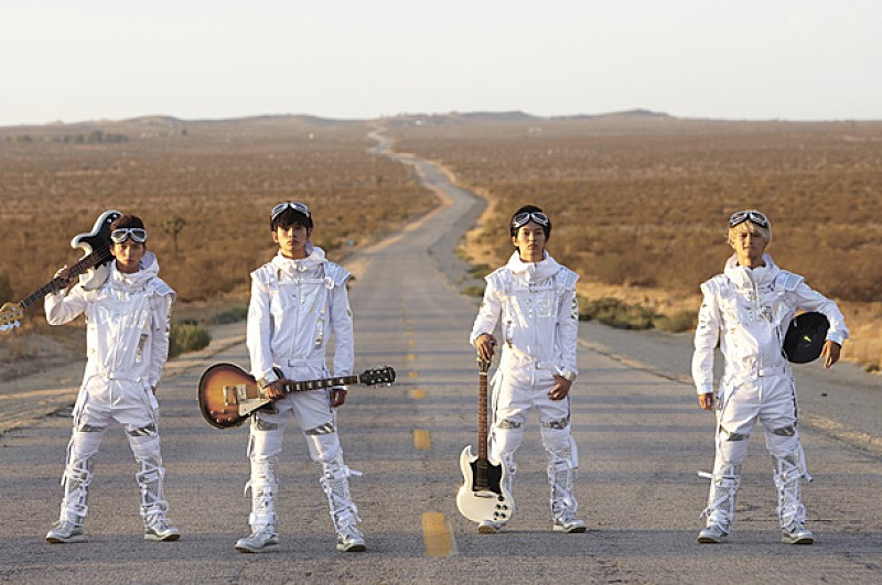 「アーティスト写真」4枚目/4