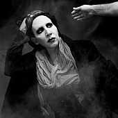 「マリリン・マンソン 魔女狩りを題材にした新曲を全世界同時配信」1枚目/1