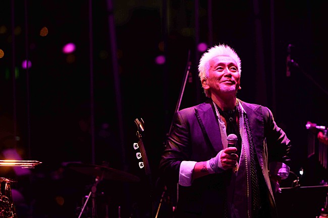 「玉置浩二　敬意を表し熱唱した名曲の数々」1枚目/3