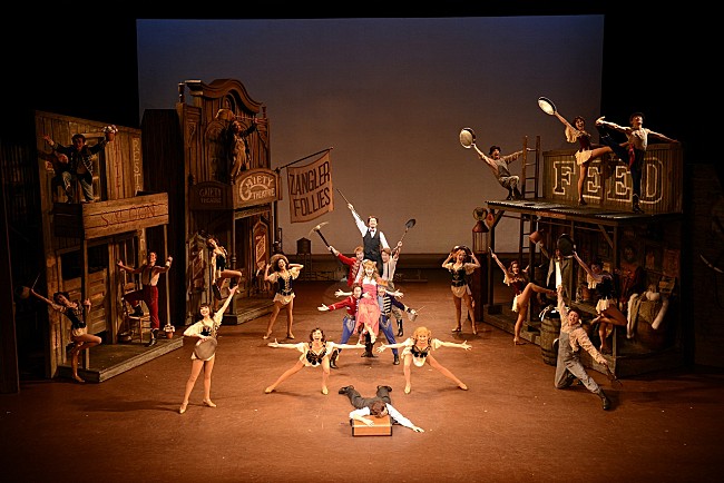 「劇団四季、最新ラブコメディ『クレイジー・フォー・ユー』の最終通し舞台稽古が実施」1枚目/2