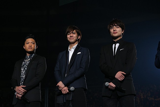 「GENERATIONS from EXILE TRIBE」2枚目/15