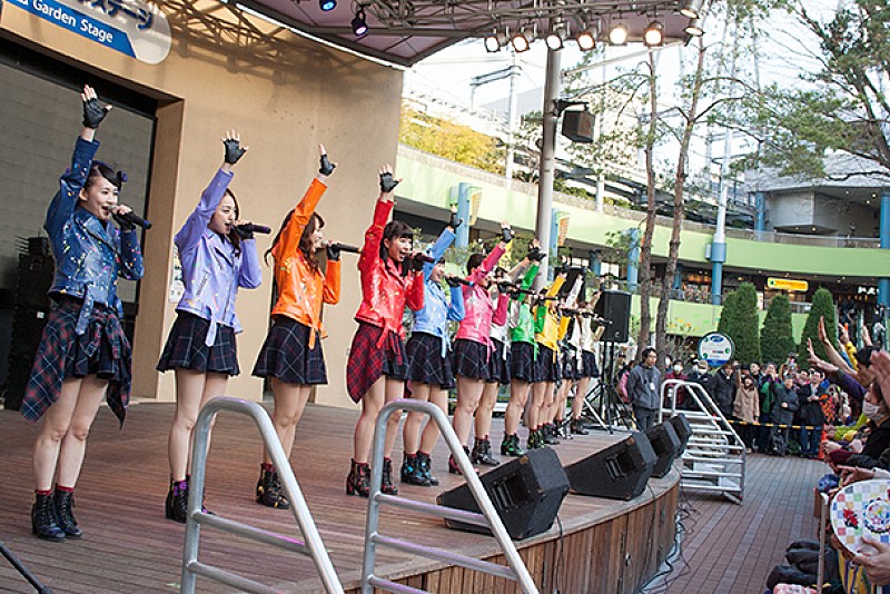 SUPER☆GiRLS 元Folder5のAKINAの振り付けでビビる大木考案の