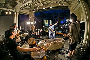 「植田真梨恵 聖地で歌う「皆さんの毎日を音楽が救ってくれると私は思います」」