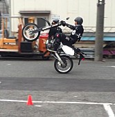 「フロントアップ走行」3枚目/6